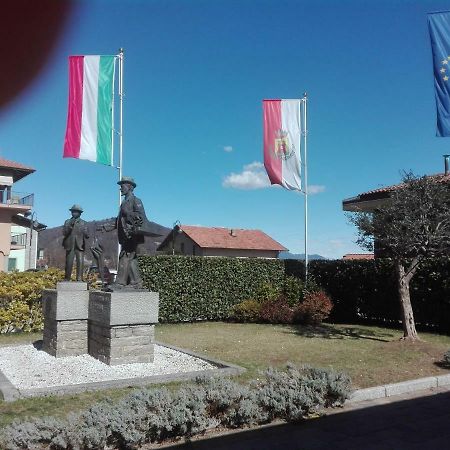 La Casa Di Nuvola Massino Visconti Exterior foto